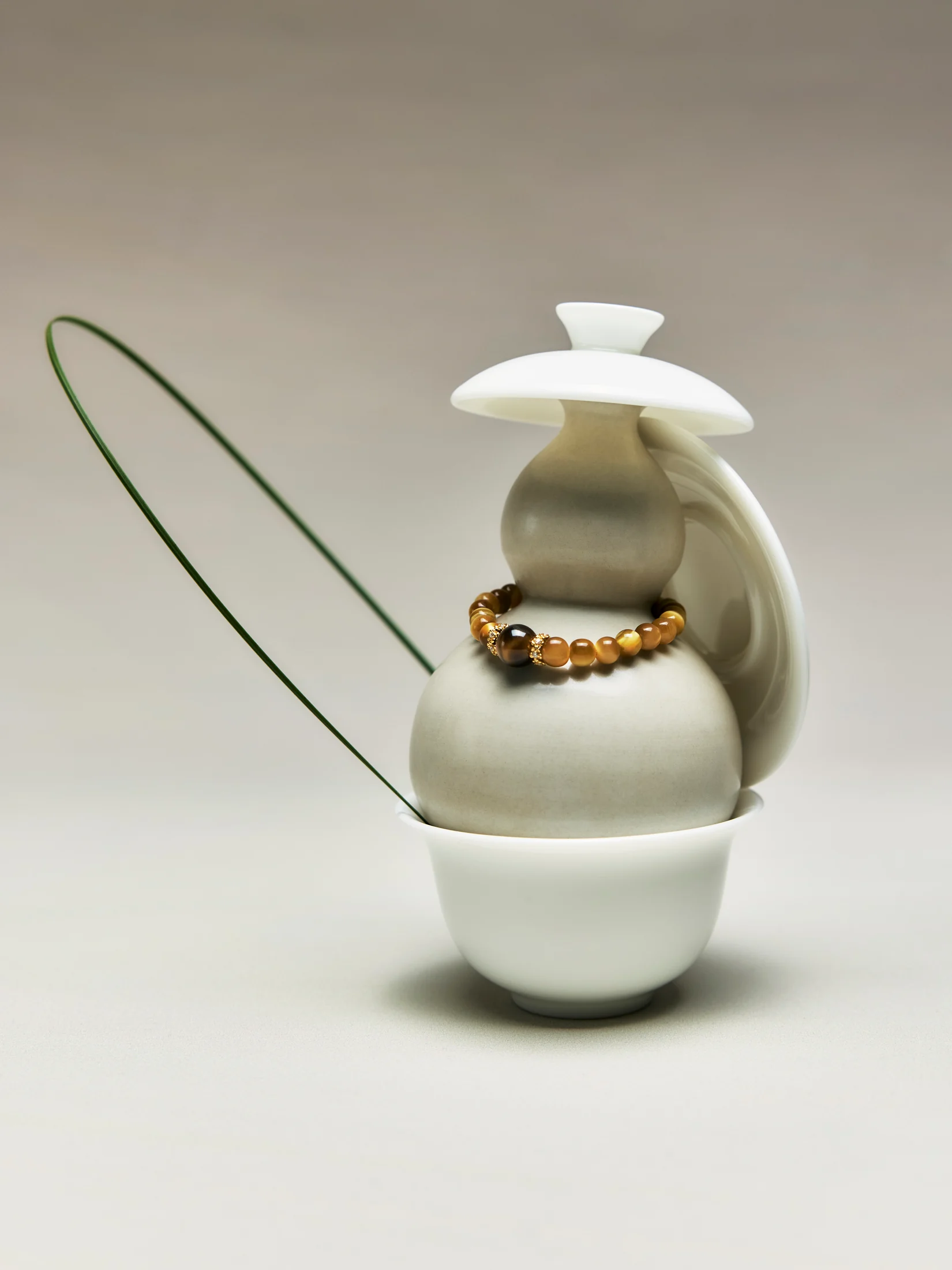 莲生五行 · 土·茶琥 · 静物呈现